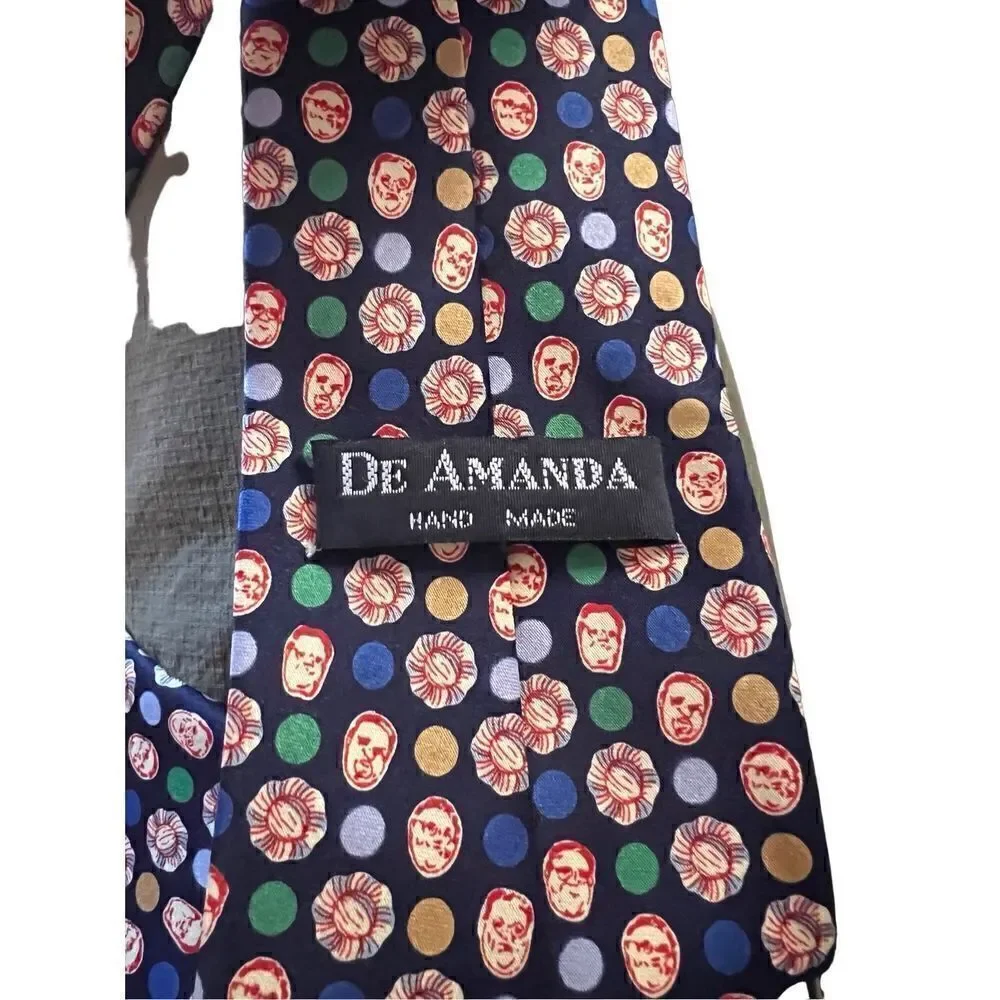 Rare De Amanda handmade silk tie